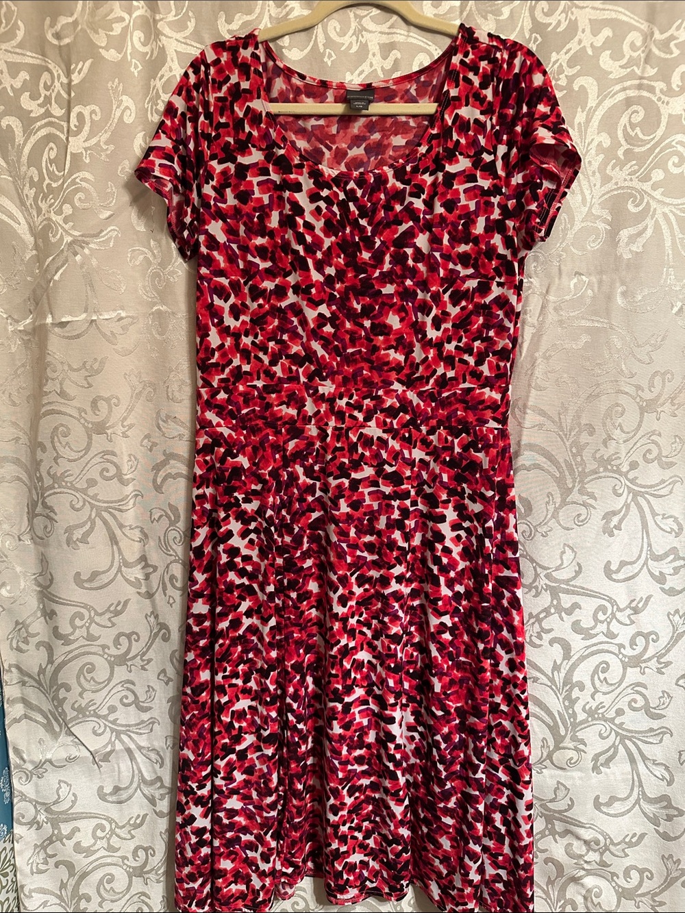 Covington Red and White Cap-Sleeve Patterned Dress